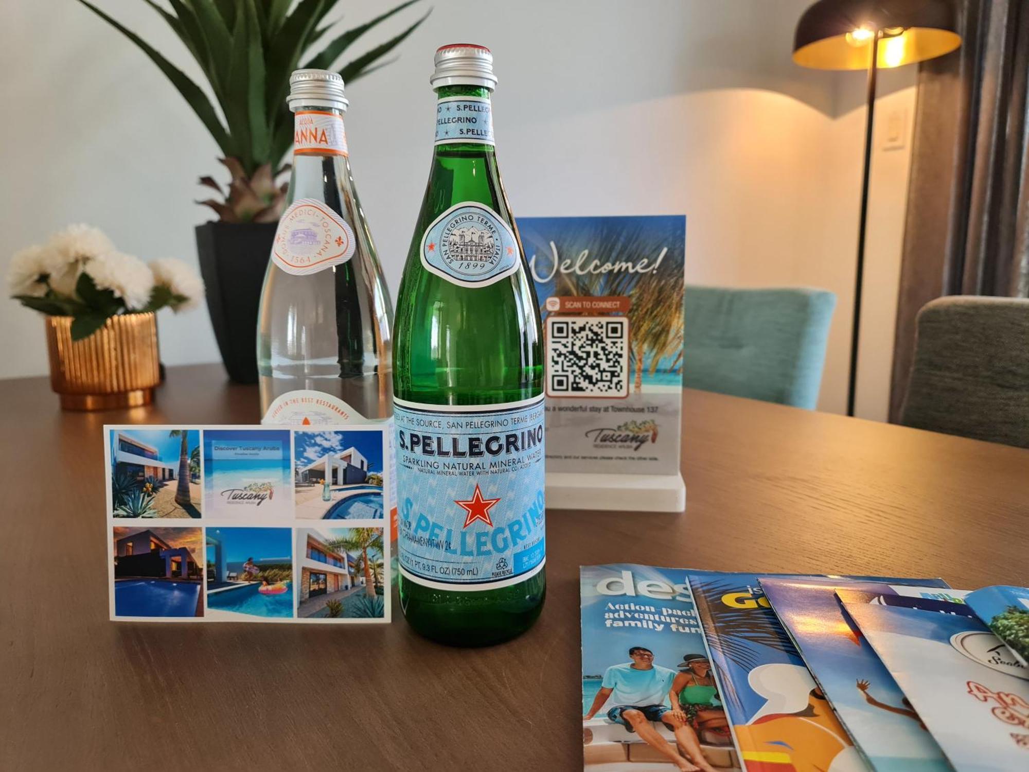 Tuscany Residence Aruba 팜비치 외부 사진